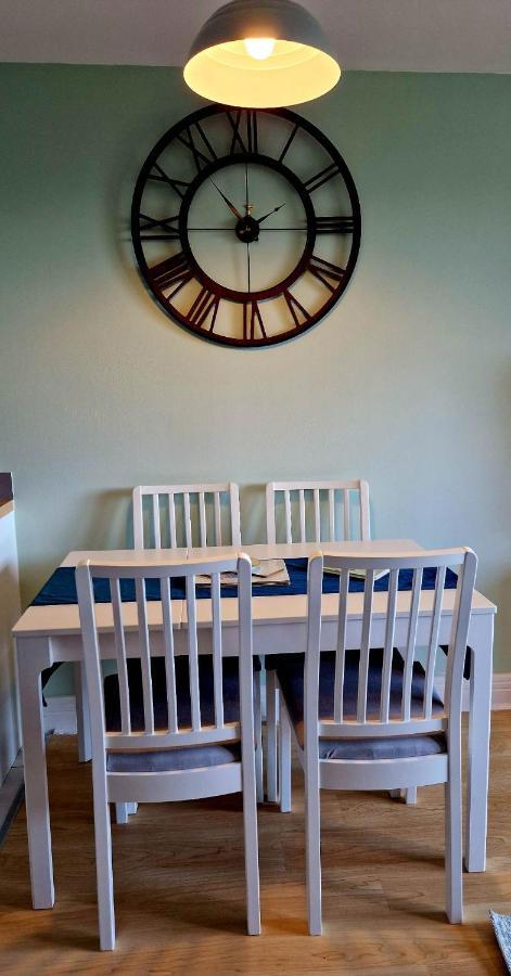 Beautiful Marina With Private Garden, Flexible Bedrooms With Zip & Link Beds Apartment Gosport