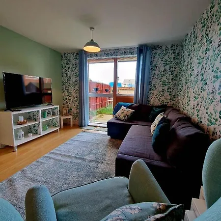 Beautiful Marina Apartment With Private Garden, Flexible Bedrooms With Zip & Link Beds Gosport Exterior photo