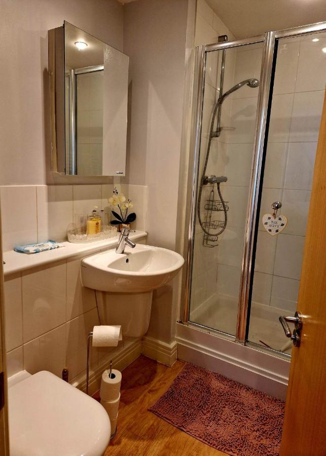 Beautiful Marina With Private Garden, Flexible Bedrooms With Zip & Link Beds * Gosport